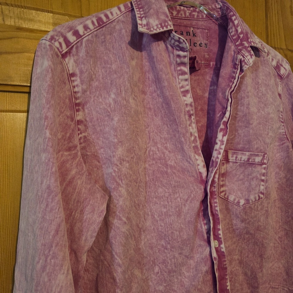 Frank & Eileen Pink Denim Shirt Size S Distressed Hem - Picture 5 of 10